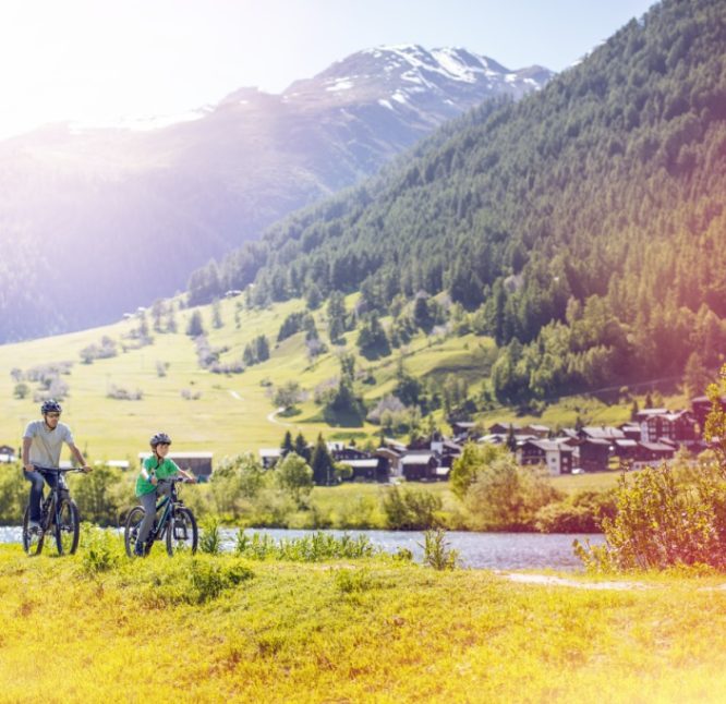 2017_Famille_Ete_ (c) Valais Wallis Promotion - Pascal Gertschen (21)_Rte du Rhône_Goms